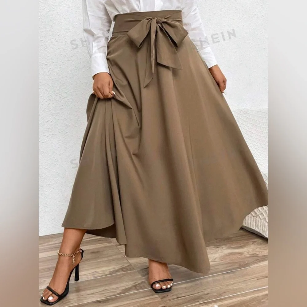 NEW| SHEIN Plus Size Tie Front Skirt - Picture 3 of 5